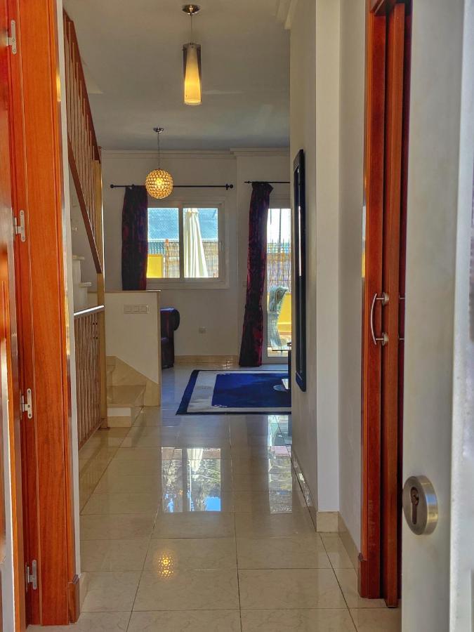 Los Cristianos 4 Bed Townhouse المظهر الخارجي الصورة