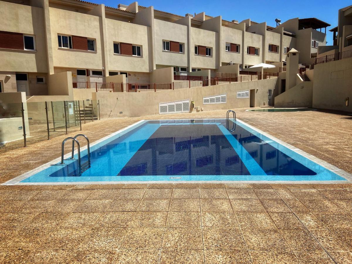 Los Cristianos 4 Bed Townhouse المظهر الخارجي الصورة